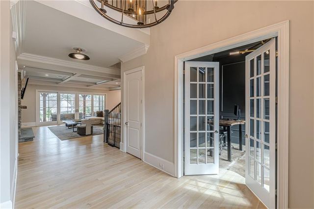 1104 Roxboro NE Drive, Atlanta, GA 30324