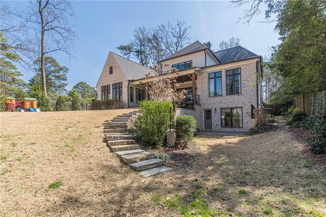 1104 Roxboro NE Drive, Atlanta, GA 30324