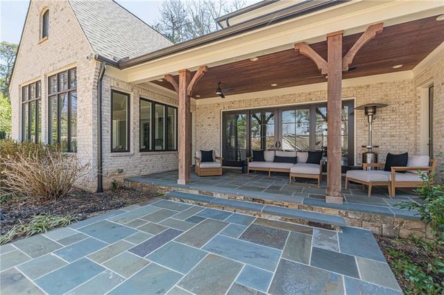 1104 Roxboro NE Drive, Atlanta, GA 30324