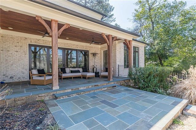 1104 Roxboro NE Drive, Atlanta, GA 30324