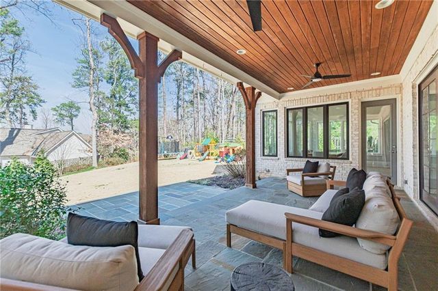 1104 Roxboro NE Drive, Atlanta, GA 30324