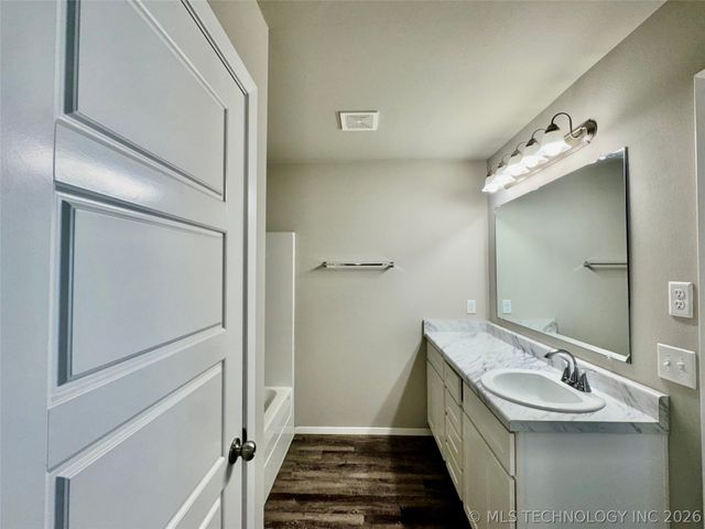 14116 N 74th East Avenue, Collinsville, OK 74021