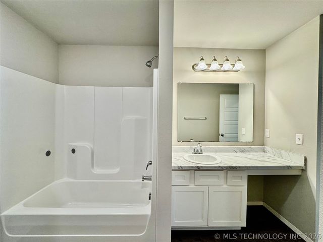 14116 N 74th East Avenue, Collinsville, OK 74021