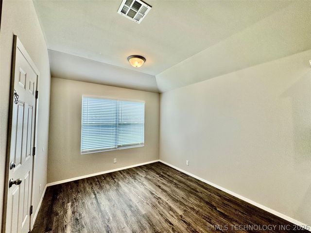 14116 N 74th East Avenue, Collinsville, OK 74021