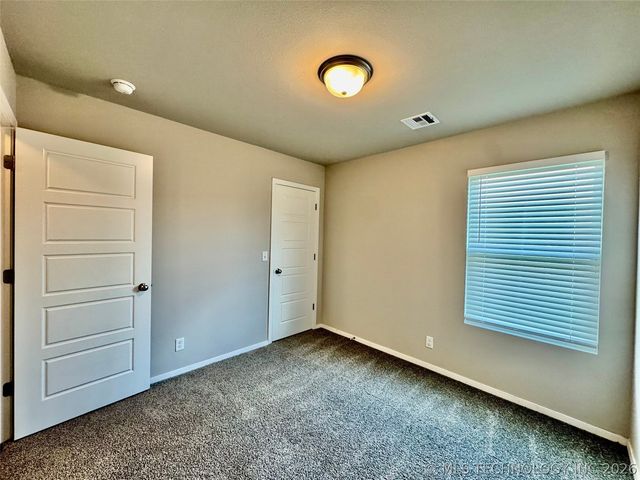 14116 N 74th East Avenue, Collinsville, OK 74021