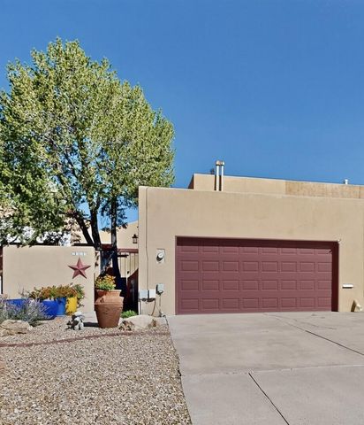 2925 Cutler Avenue NE, Albuquerque, NM 87106