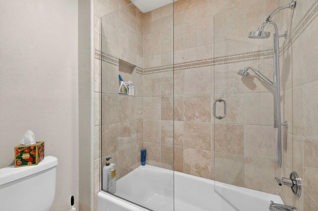 2925 Cutler Avenue NE, Albuquerque, NM 87106