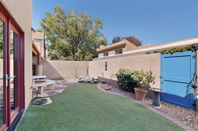 2925 Cutler Avenue NE, Albuquerque, NM 87106