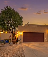 2925 Cutler Avenue NE, Albuquerque, NM 87106