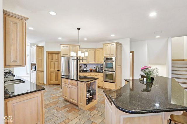 11730 Windpointe Pass, Carmel, IN 46033