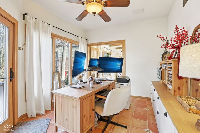 11730 Windpointe Pass, Carmel, IN 46033