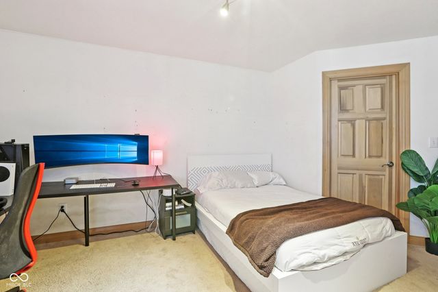 11730 Windpointe Pass, Carmel, IN 46033