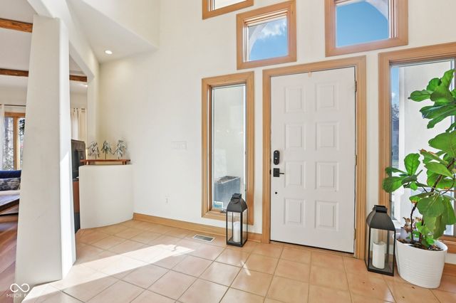 11730 Windpointe Pass, Carmel, IN 46033