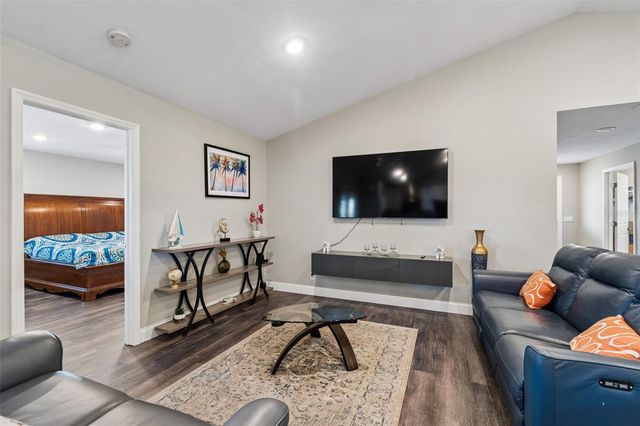 9901 BAY DRIVE, Gibsonton, FL 33534