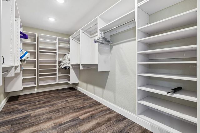 9901 BAY DRIVE, Gibsonton, FL 33534