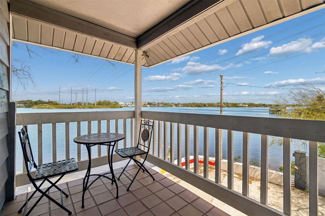 9901 BAY DRIVE, Gibsonton, FL 33534