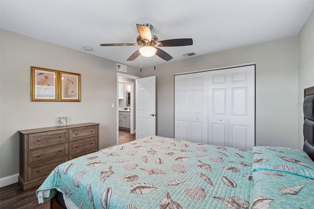 9901 BAY DRIVE, Gibsonton, FL 33534