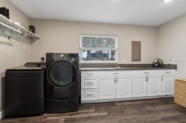 9901 BAY DRIVE, Gibsonton, FL 33534