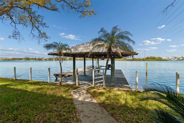 9901 BAY DRIVE, Gibsonton, FL 33534