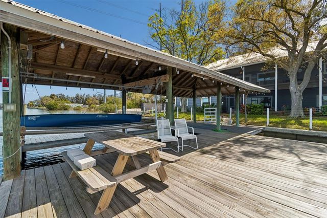 9901 BAY DRIVE, Gibsonton, FL 33534