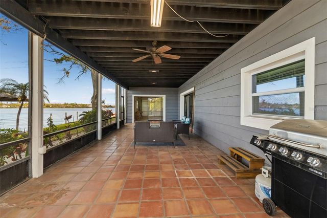 9901 BAY DRIVE, Gibsonton, FL 33534