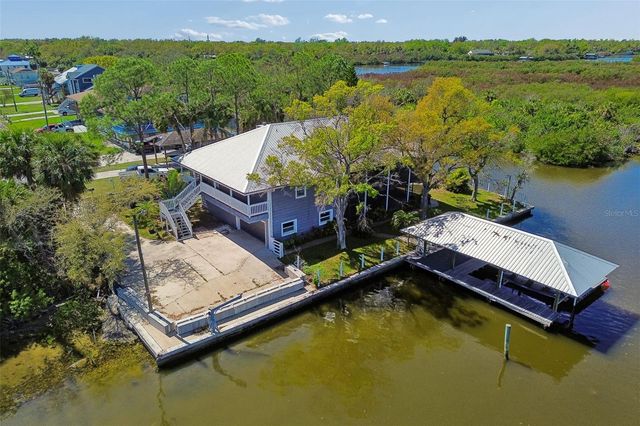 9901 BAY DRIVE, Gibsonton, FL 33534