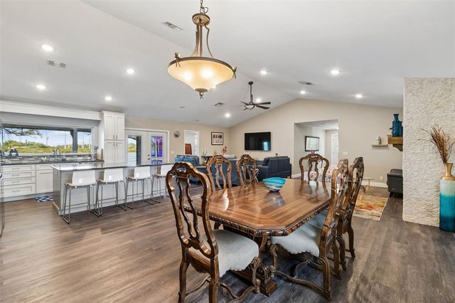 9901 BAY DRIVE, Gibsonton, FL 33534