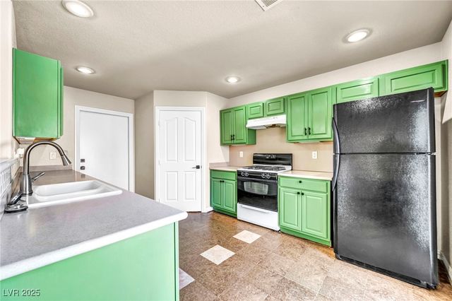 1057 Appleblossom Time Avenue, North Las Vegas, NV 89031