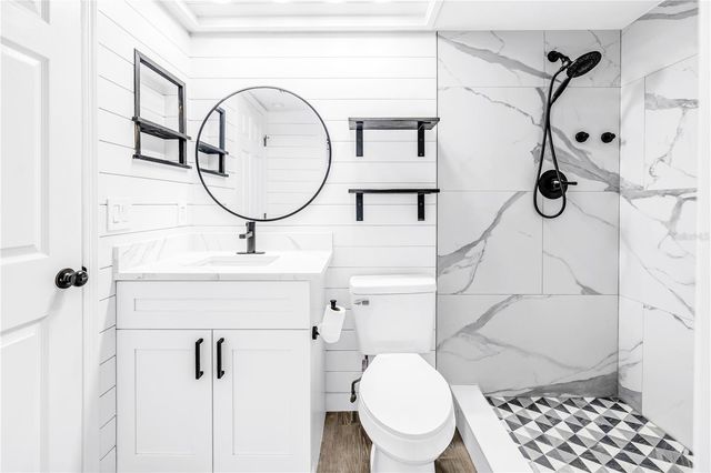 9613 TARA CAY COURT, Seminole, FL 33776