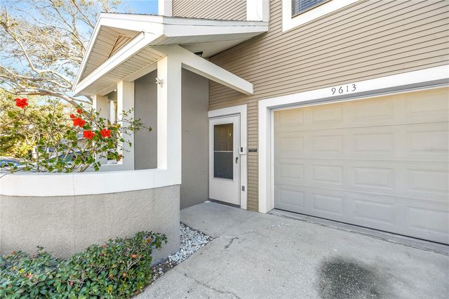 9613 TARA CAY COURT, Seminole, FL 33776