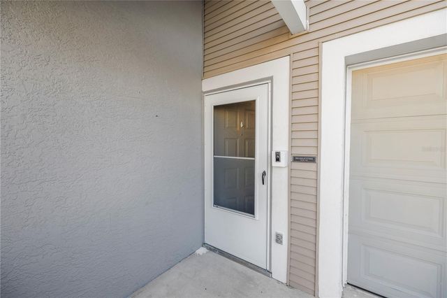 9613 TARA CAY COURT, Seminole, FL 33776