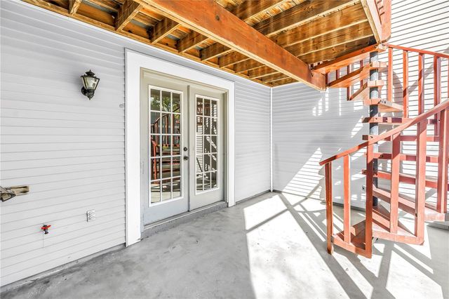 9613 TARA CAY COURT, Seminole, FL 33776