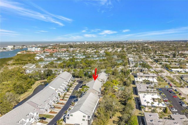 9613 TARA CAY COURT, Seminole, FL 33776