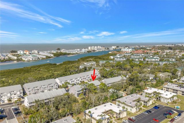 9613 TARA CAY COURT, Seminole, FL 33776