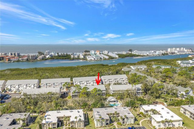 9613 TARA CAY COURT, Seminole, FL 33776