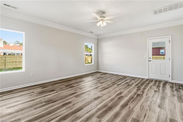 6348 Whittier DR, Norfolk, VA 23513