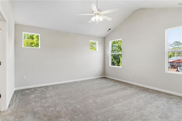 6348 Whittier DR, Norfolk, VA 23513