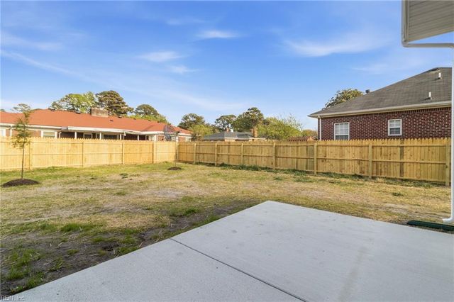 6348 Whittier DR, Norfolk, VA 23513