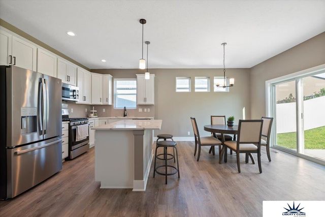 11506 Bearcreek Drive, Papillion, NE 68046