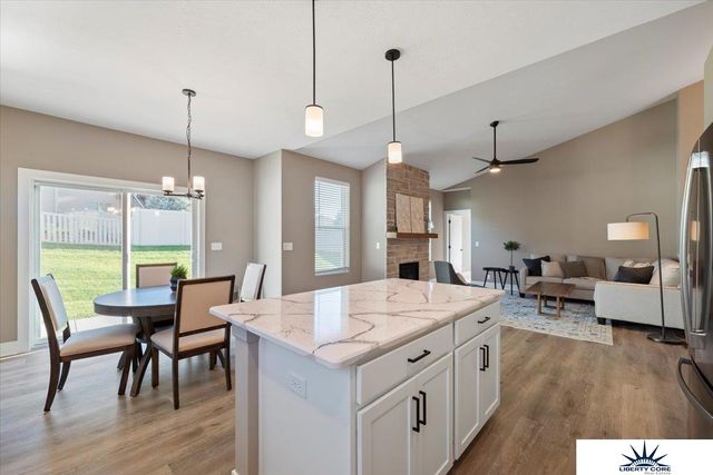 11506 Bearcreek Drive, Papillion, NE 68046