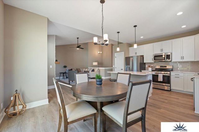 11506 Bearcreek Drive, Papillion, NE 68046