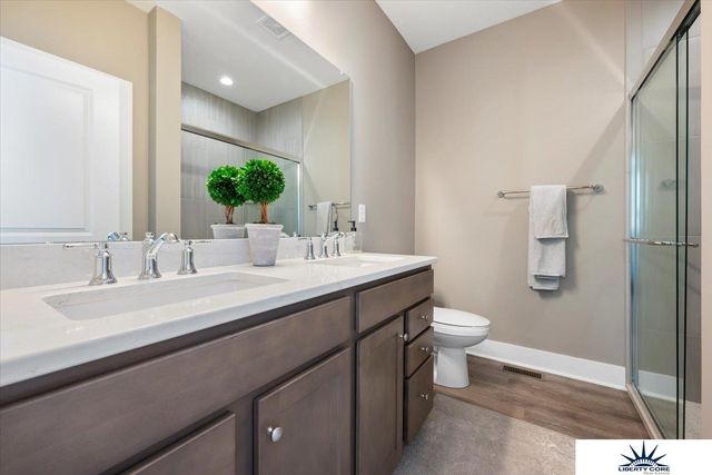 11506 Bearcreek Drive, Papillion, NE 68046