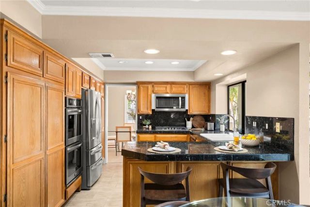 6071 Zircon Avenue, Rancho Cucamonga, CA 91701