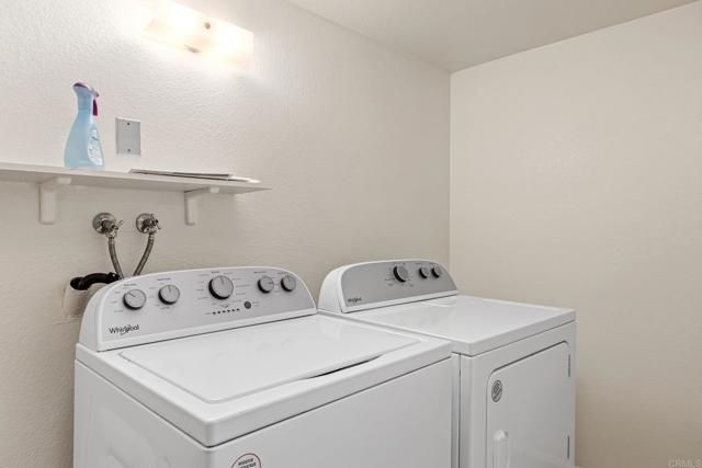 989 Hygeia Avenue, Encinitas, CA 92024