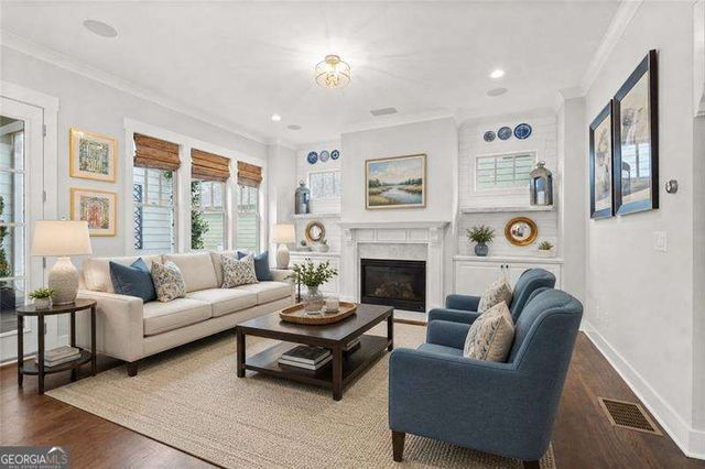 219 Dawson Drive N, Woodstock, GA 30188