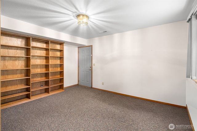6430 NE Agate Beach Road, Bainbridge Island, WA 98110