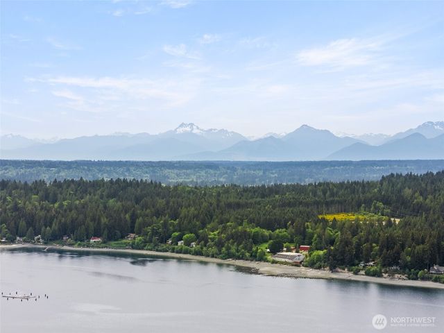 6430 NE Agate Beach Road, Bainbridge Island, WA 98110