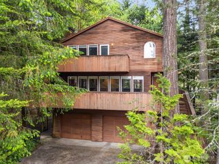 6430 NE Agate Beach Road, Bainbridge Island, WA 98110