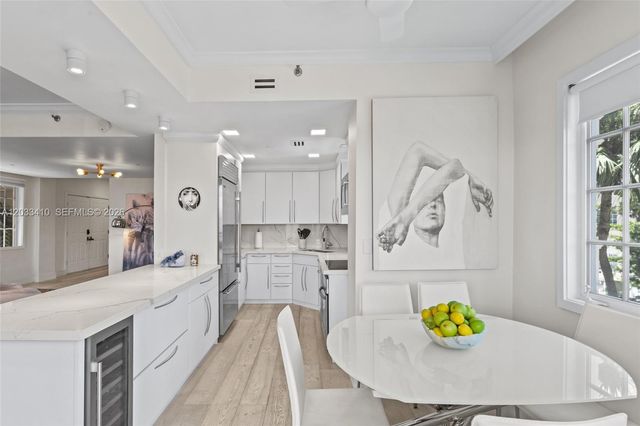 19122 Fisher Island Dr 19122, Miami Beach, FL 33109