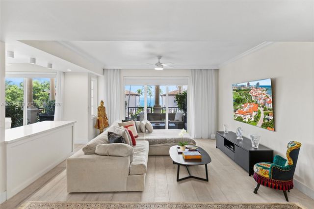 19122 Fisher Island Dr 19122, Miami Beach, FL 33109